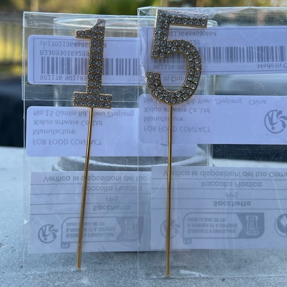 ⭐️NWT⭐️ SHEIN Metal Birthday Cake/Cupcake Topper “15” - Picture 2 of 4